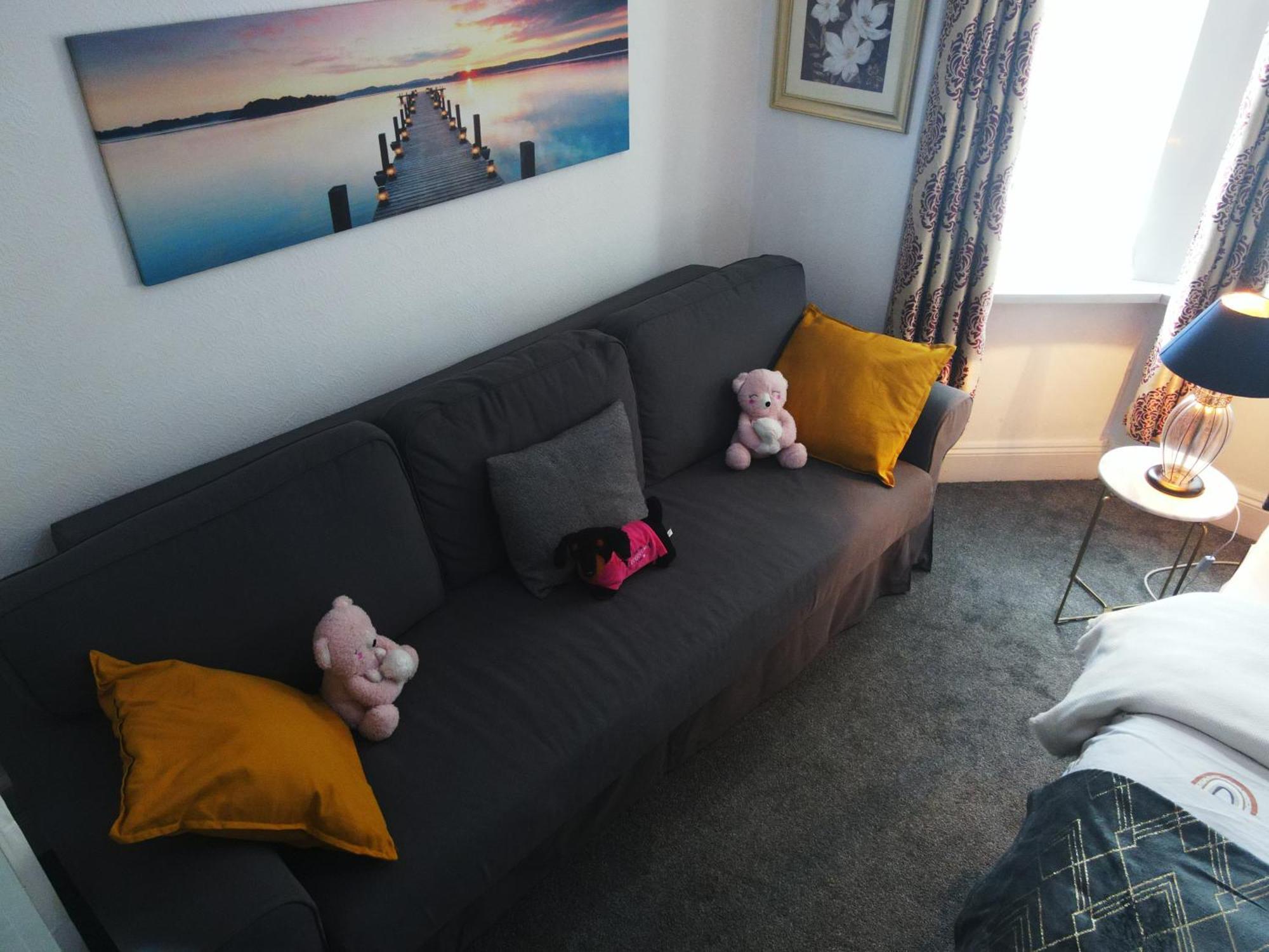 Service Accommodation 2 Bed Room Apartment In Newport South Wales Near Celtic Manor Icc Wales Bagian luar foto